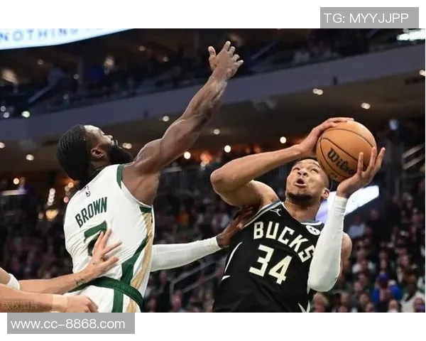 字母哥高效表现三节打卡下班贡献16分7板4助攻带领球队取得胜利