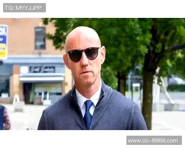 斯科尔斯与巴特批评曼联引援策略失去自我DNA应重拾传统价值