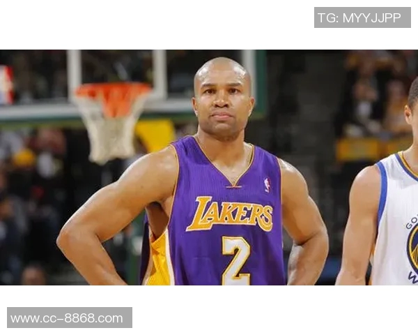 费舍尔称拉拉维亚风格与湖人完美契合技能多样无需过度发挥 费舍尔称拉拉维亚风格与湖人完美契合技能多样无需过度发挥